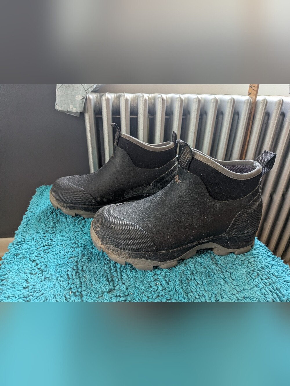 Women's Ridgecut Low Country Pull-On Ankle Muck Boots